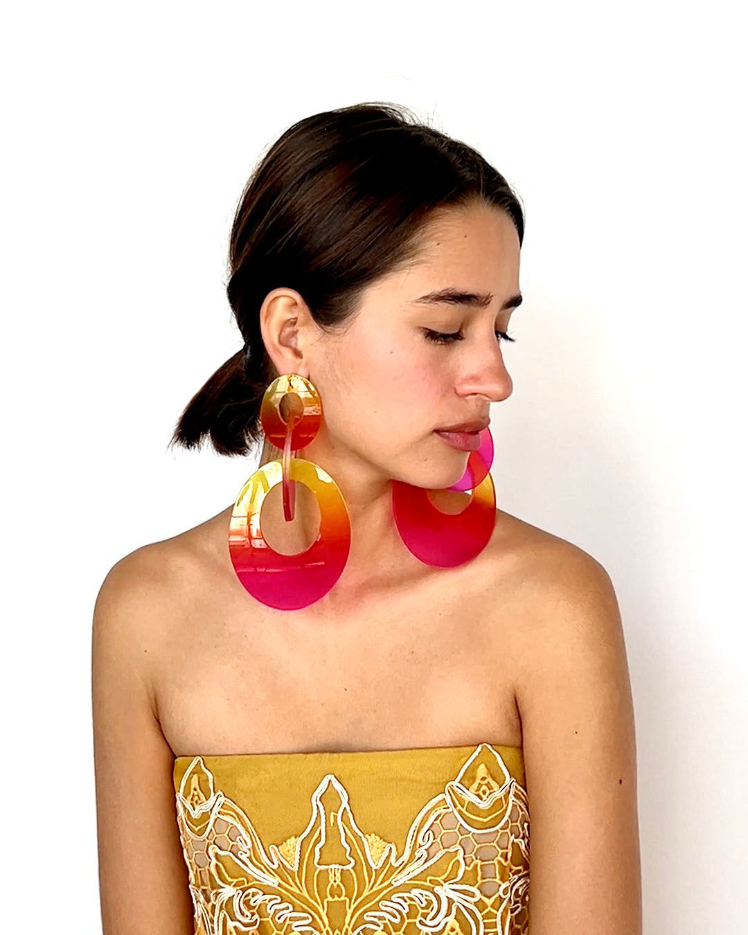 EXCLUSIVE LARGE LINK EARRINGS