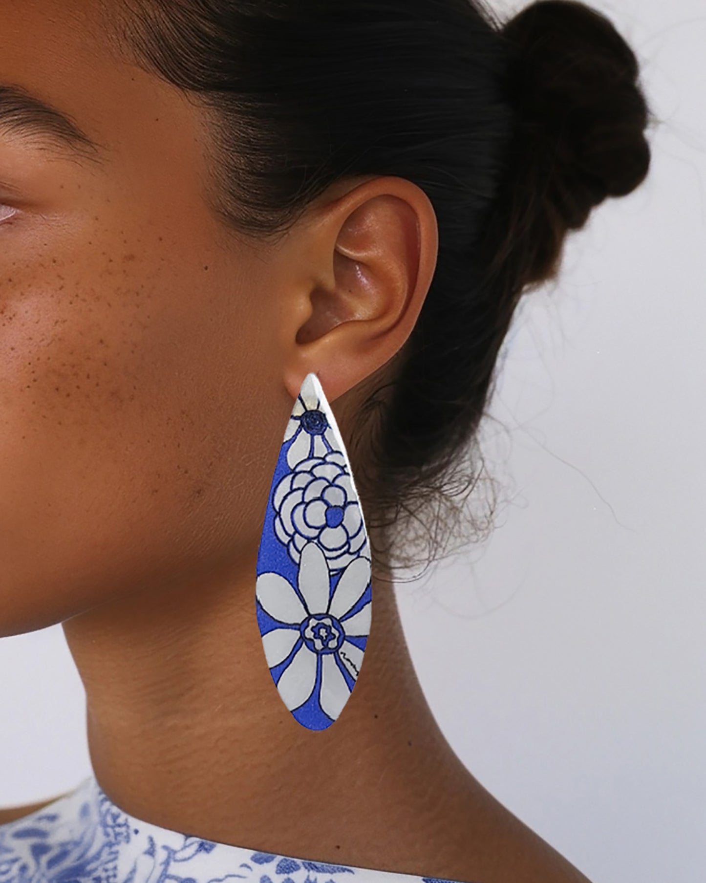 DAISIES ASTER EARRINGS
